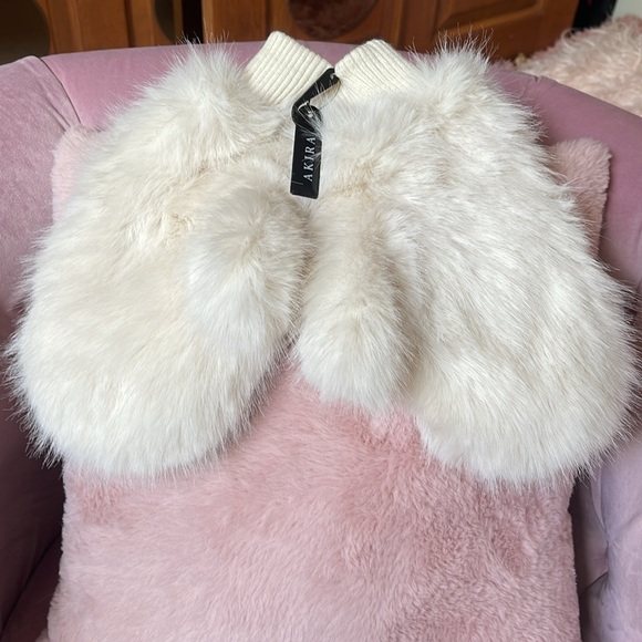 Cream Colored Faux Fur Mittens designed by AKIRA.. - Picture 5 of 12